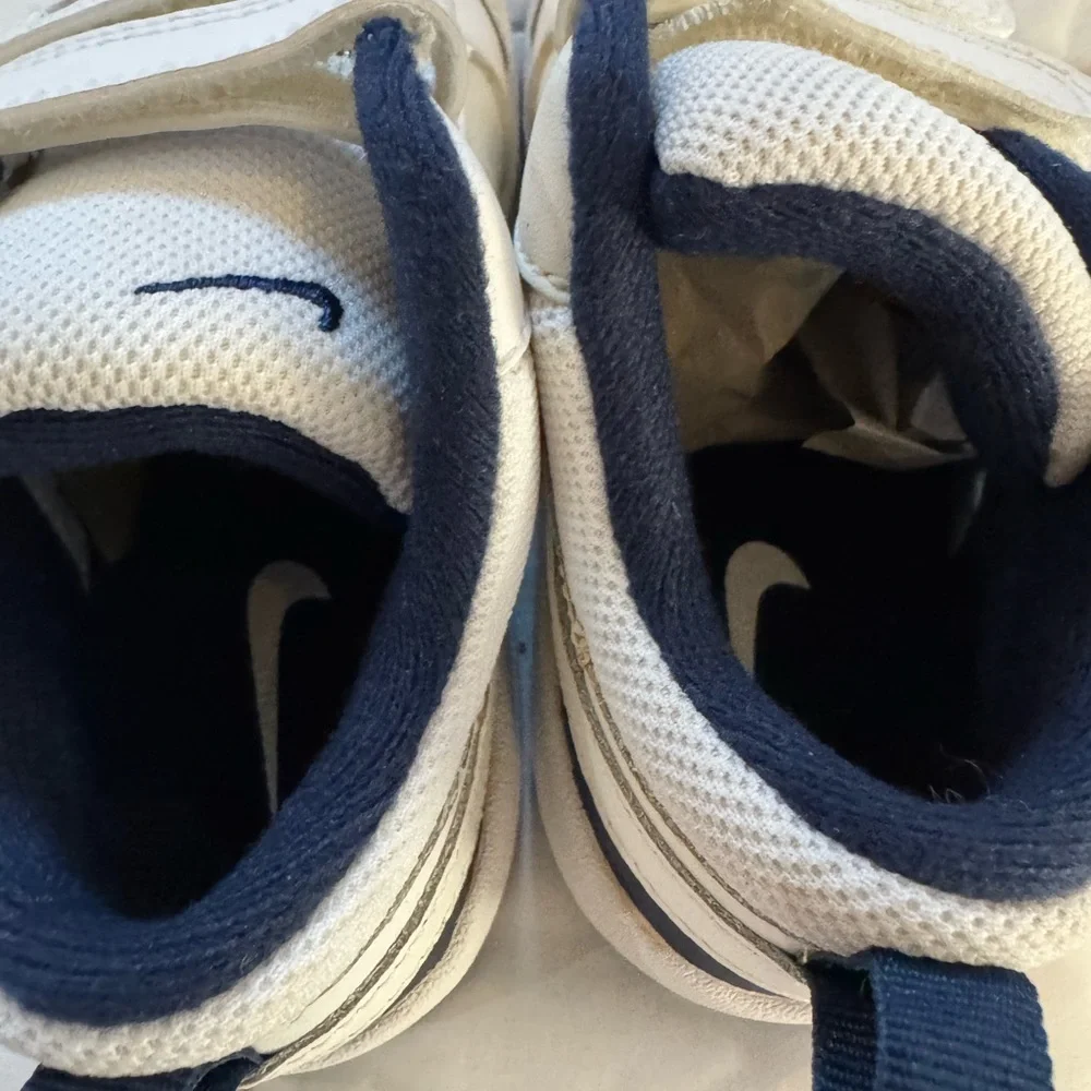 Nike Kids White and Navy Velcro Athletic Sneakers